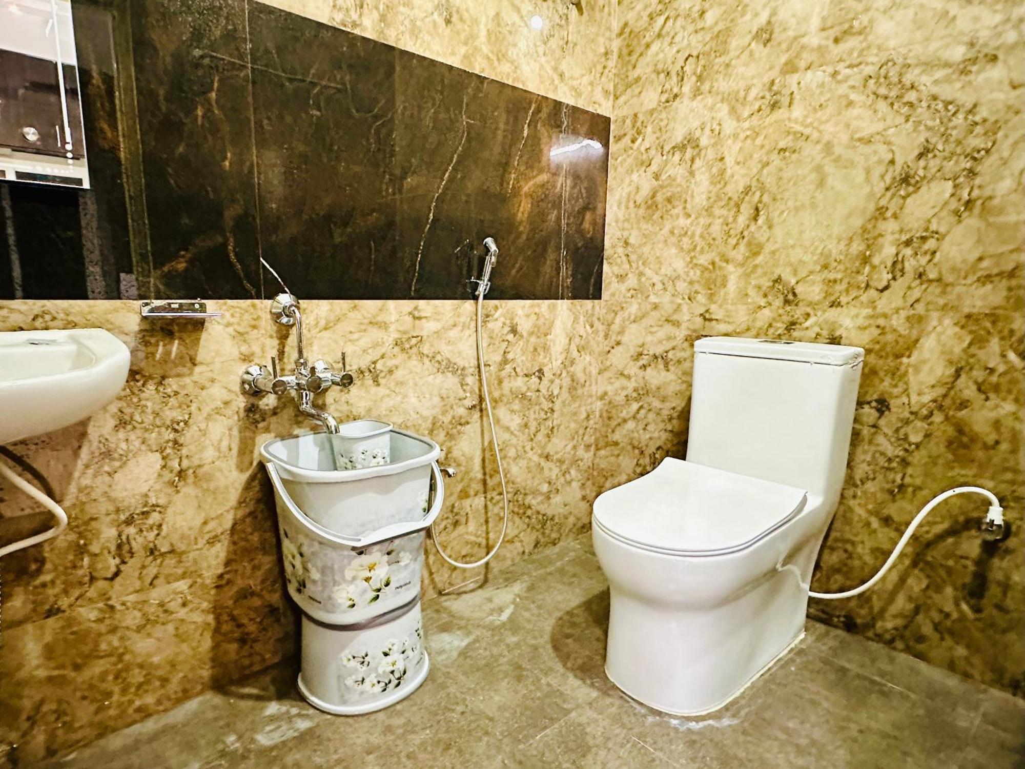 Truelife - 3Bhk Luxury Suites - Ps4 Veg Restaurant, On The Way To Balaji Temple - 2500 Sft Large Signature Apartments - Modular Kitchen - Super Fast Wifi, Smart Tv, 250 Jio Channels - Parking - Easy Access To All Temples - Top Service With Lots Of Lo Tirupati Dış mekan fotoğraf