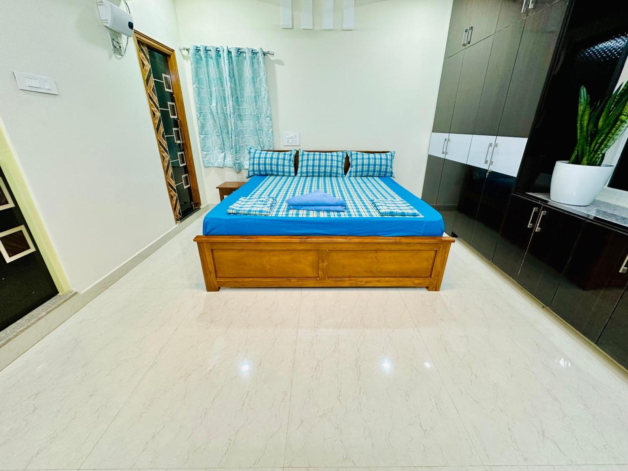 Truelife - 3Bhk Luxury Suites - Ps4 Veg Restaurant, On The Way To Balaji Temple - 2500 Sft Large Signature Apartments - Modular Kitchen - Super Fast Wifi, Smart Tv, 250 Jio Channels - Parking - Easy Access To All Temples - Top Service With Lots Of Lo Tirupati Dış mekan fotoğraf